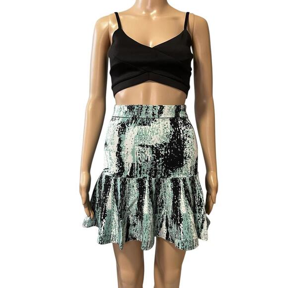 Flirty Ruffled Skirt with Abstract Print - Picture 4 of 6